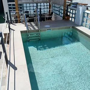 https://apartamento-cerro-de-las-salinas.es-andalucia.com